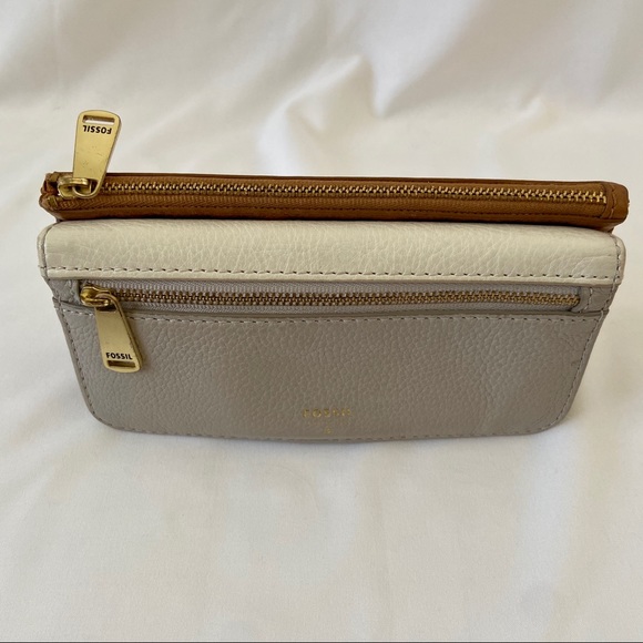 FOSSIL Tri-Colored Wallet - Picture 3 of 6